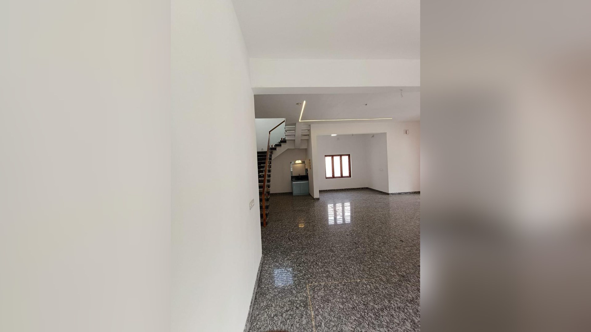 Resale House At kakkad — photo 3