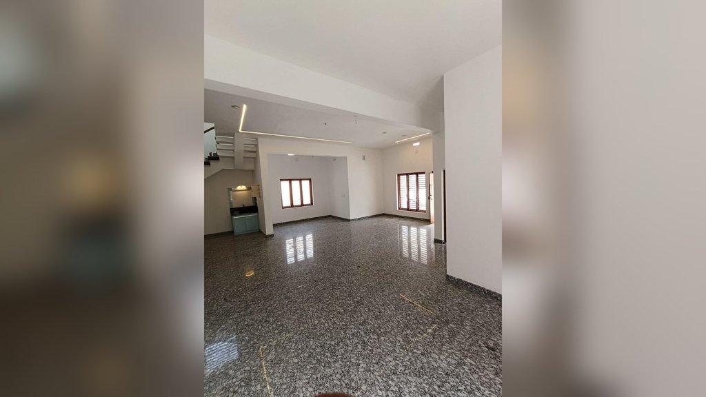 Resale House At kakkad — photo 2