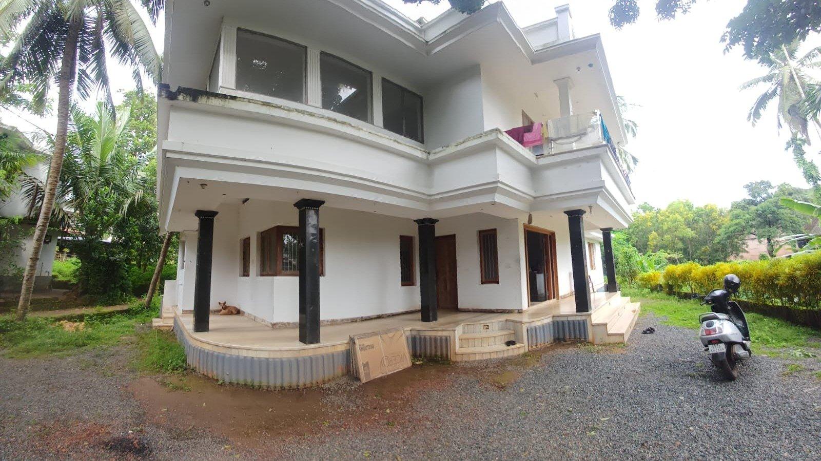 House At Thazhe Chova — photo 2
