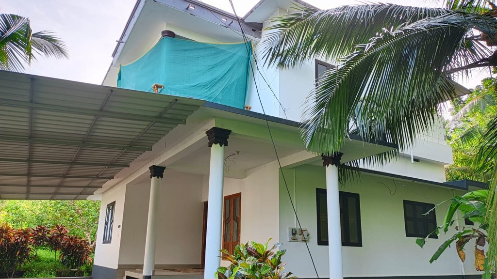 Resale House At Pilathara — photo 1