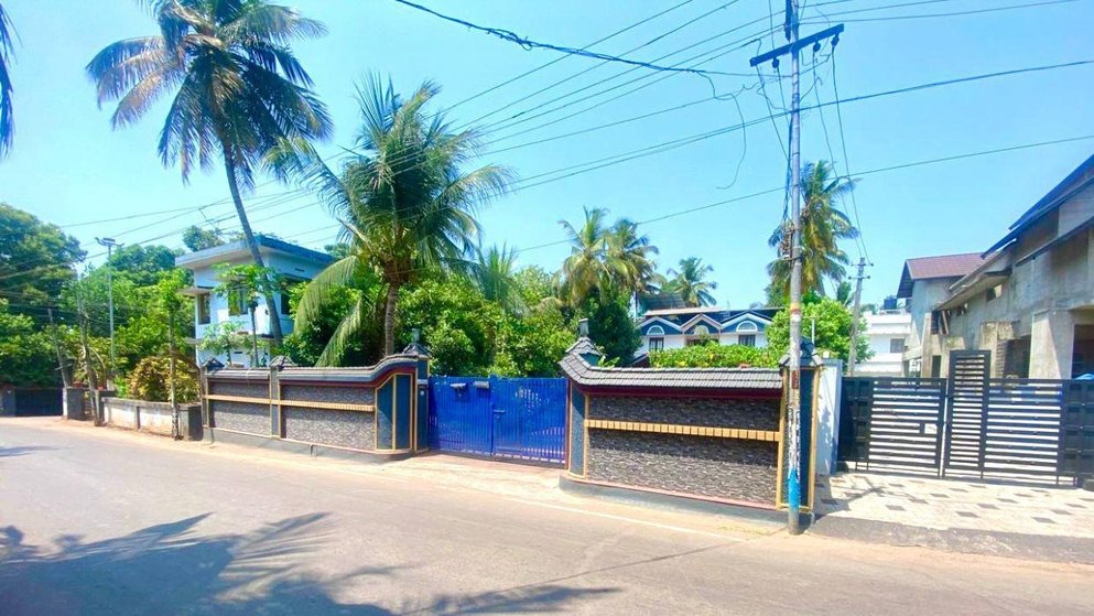 Reasale House At Pallikkunnu — photo 2
