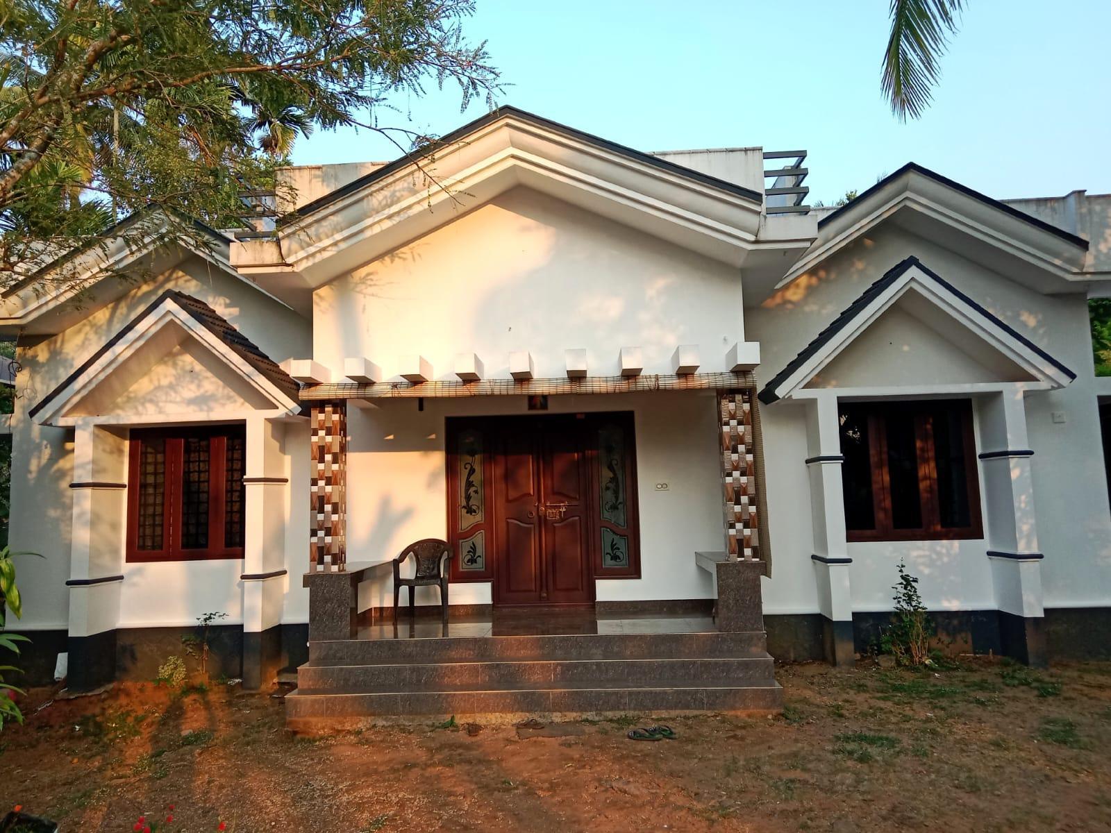 House in 953R+4HP, Irinjalakuda, Kerala 680121, India — photo 1