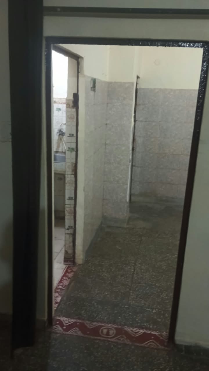 Apartment in Saket, Madangir, Ambedkar Nagar, New Delhi — photo 12