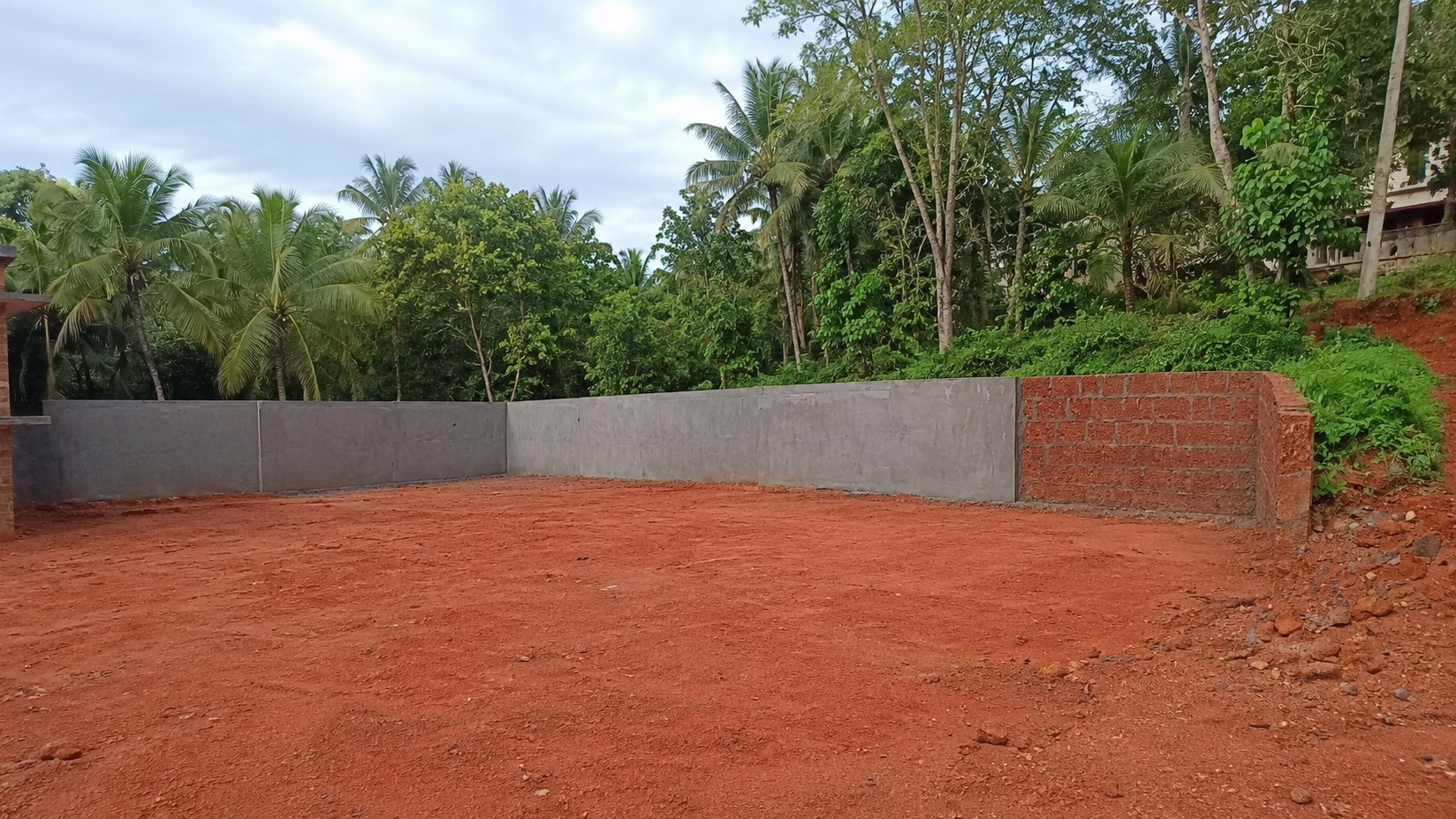 Plot in Thazhe Chovva Bus Stop — photo 1