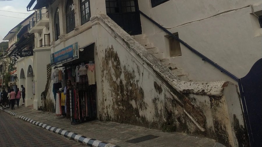 House in Muzhappilangad — photo 1