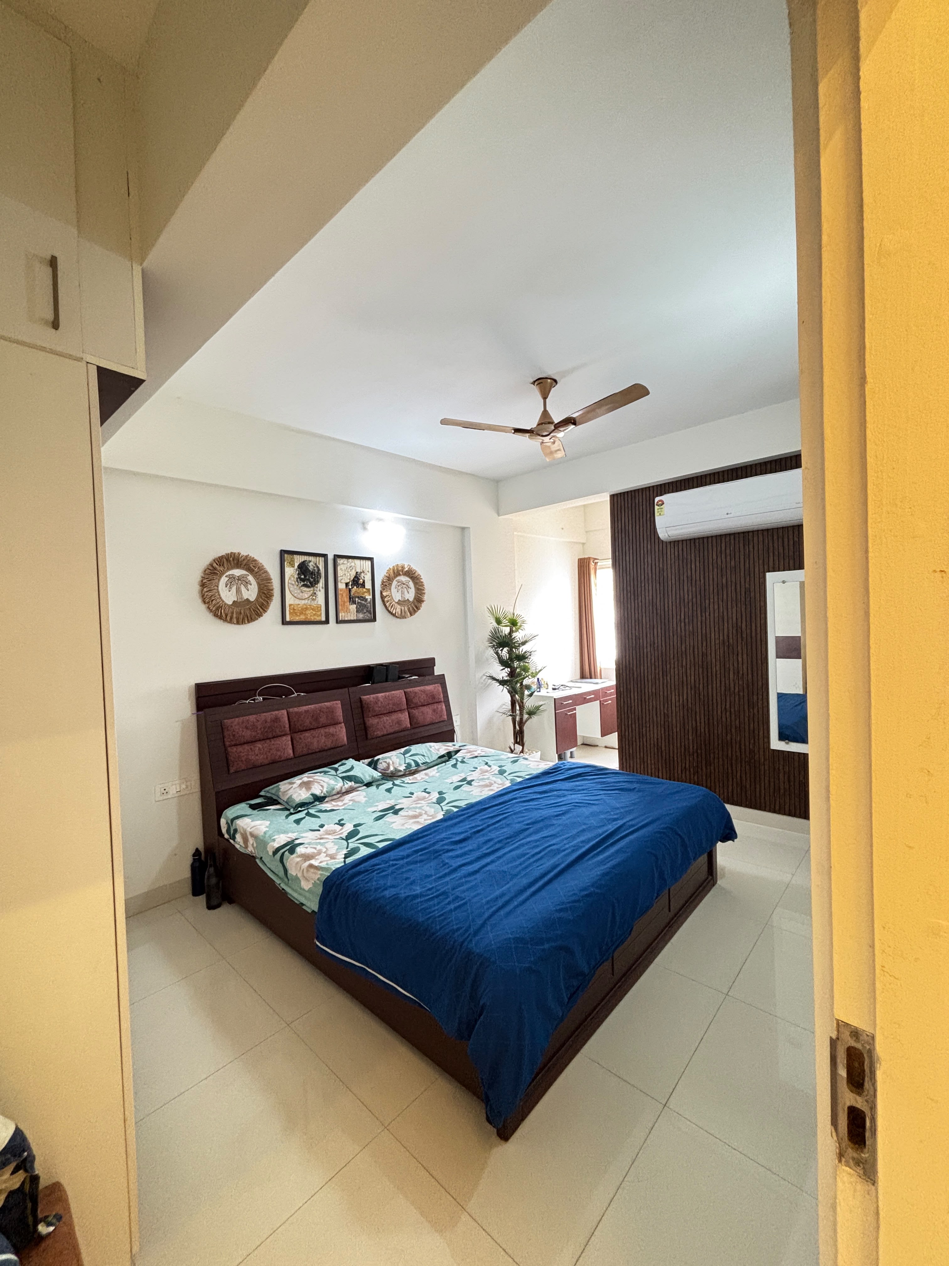 Apartment in DS-MAX Sangam Grand — photo 15