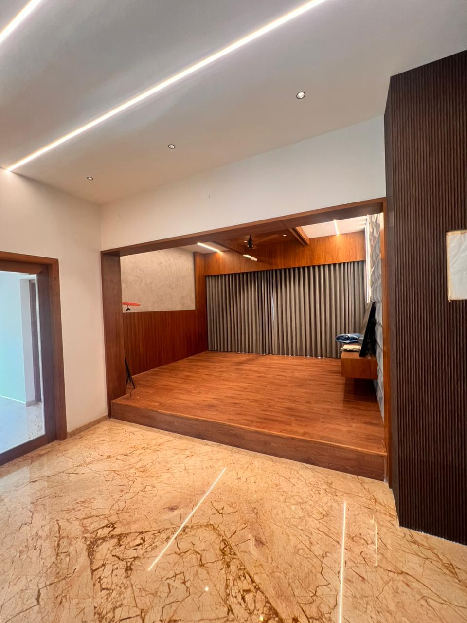 Resale Luxuary House At Eranhipaalam — photo 10
