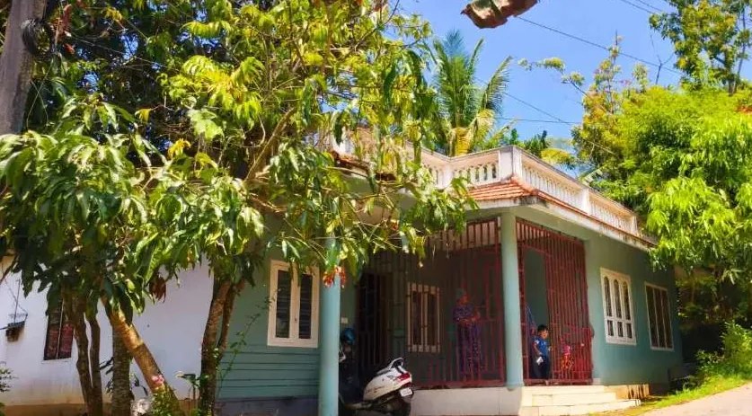 4 BHK House for Lease in Sultan Bathery, Wayanad in Sultan Bathery