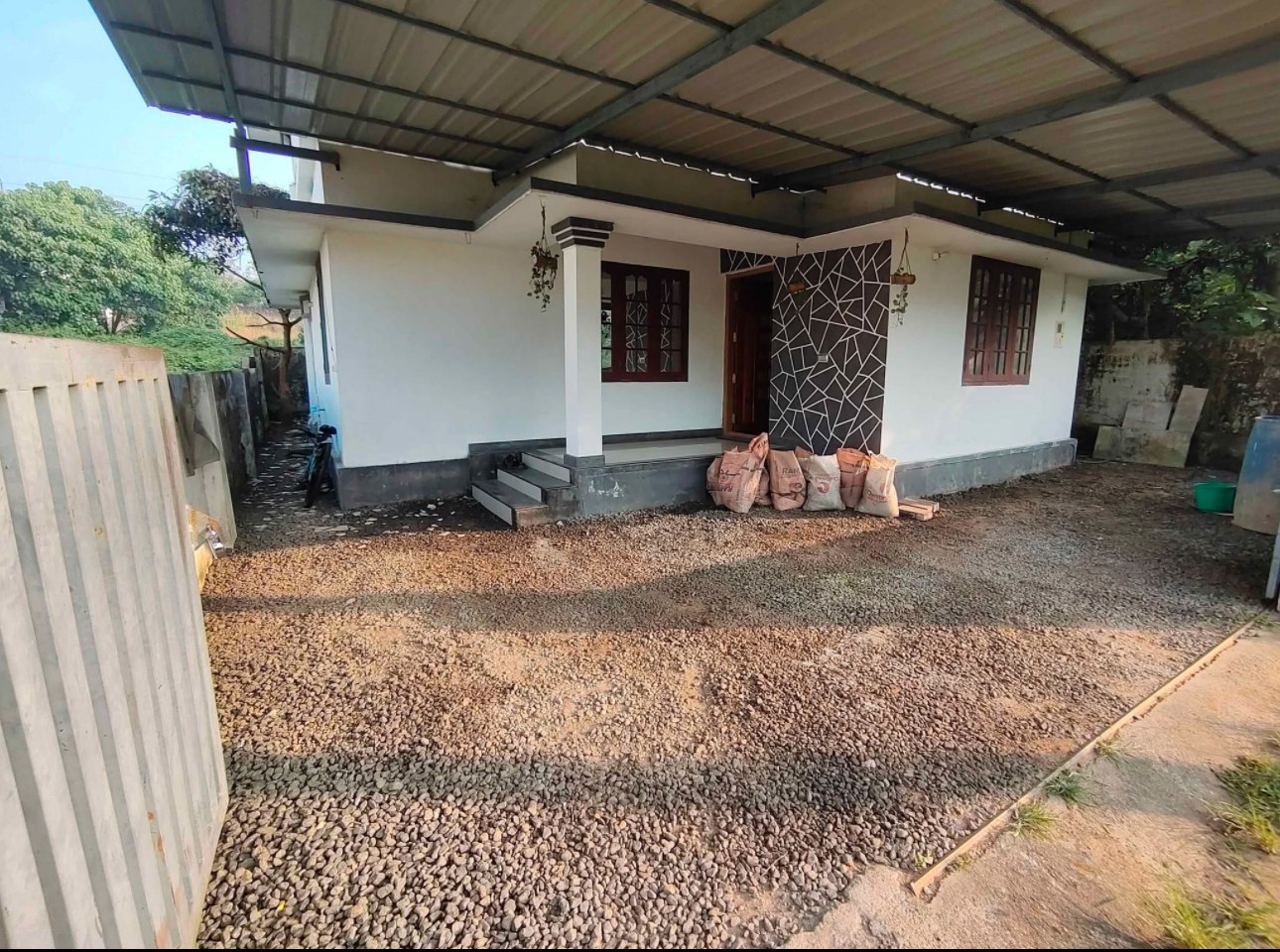 Fully-Furnished 4BHK Standalone House in Kuzhivelippady, Kochi — photo 4