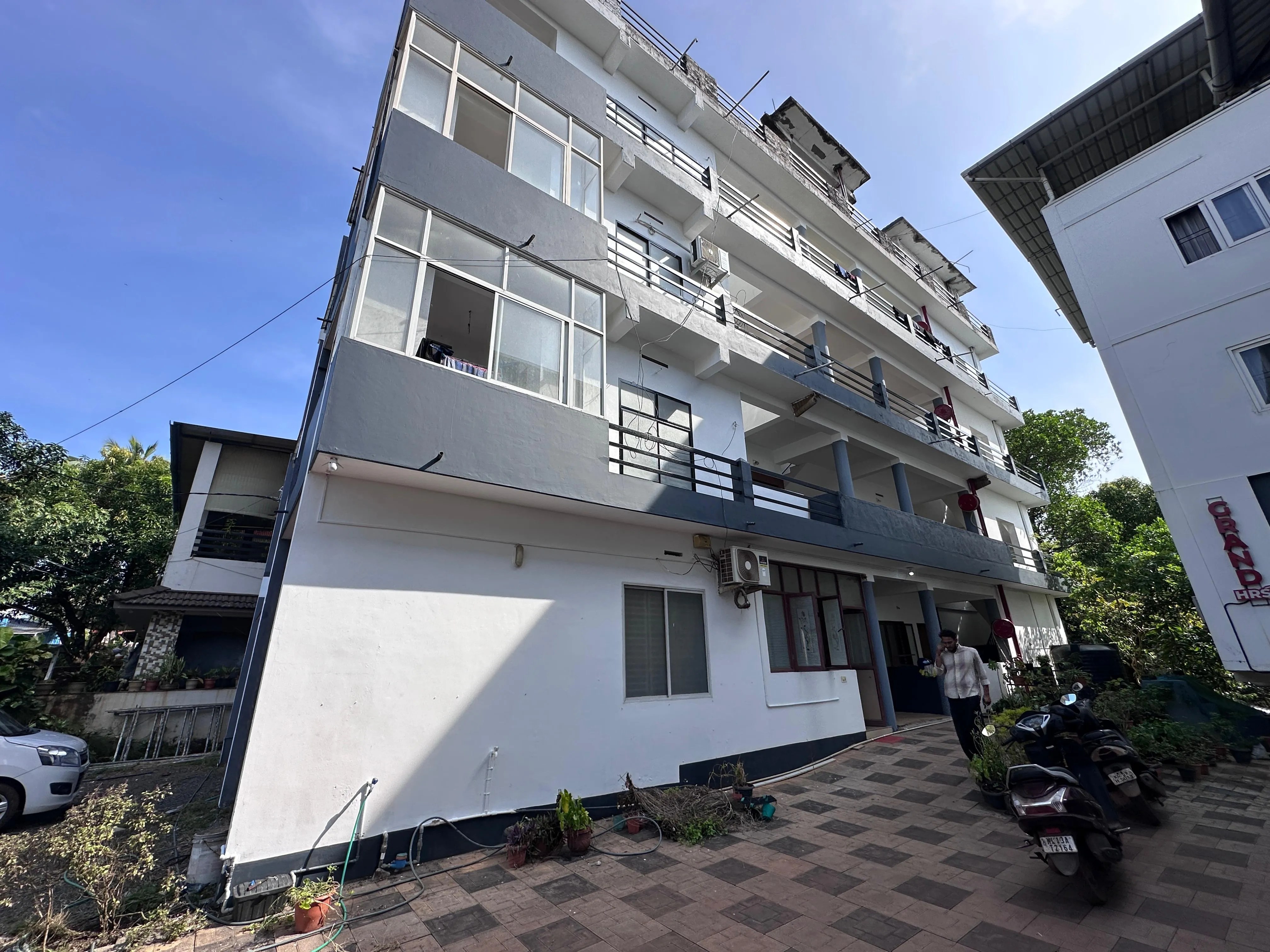 2BHK Apartment For Rent In Melechovva in Melechovva