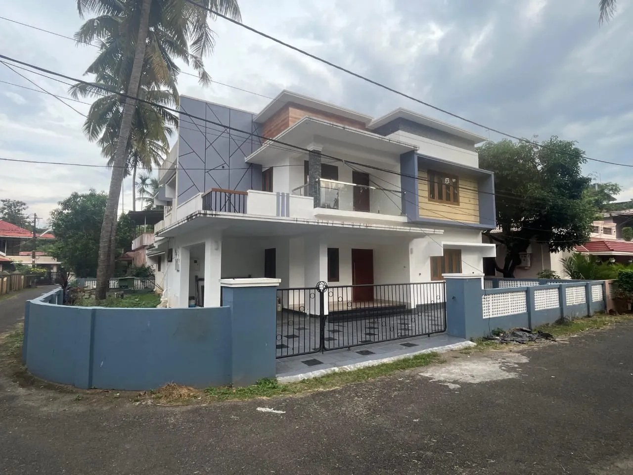 4BHK House For Rent In Peringavu,Thrissur in Peringavu