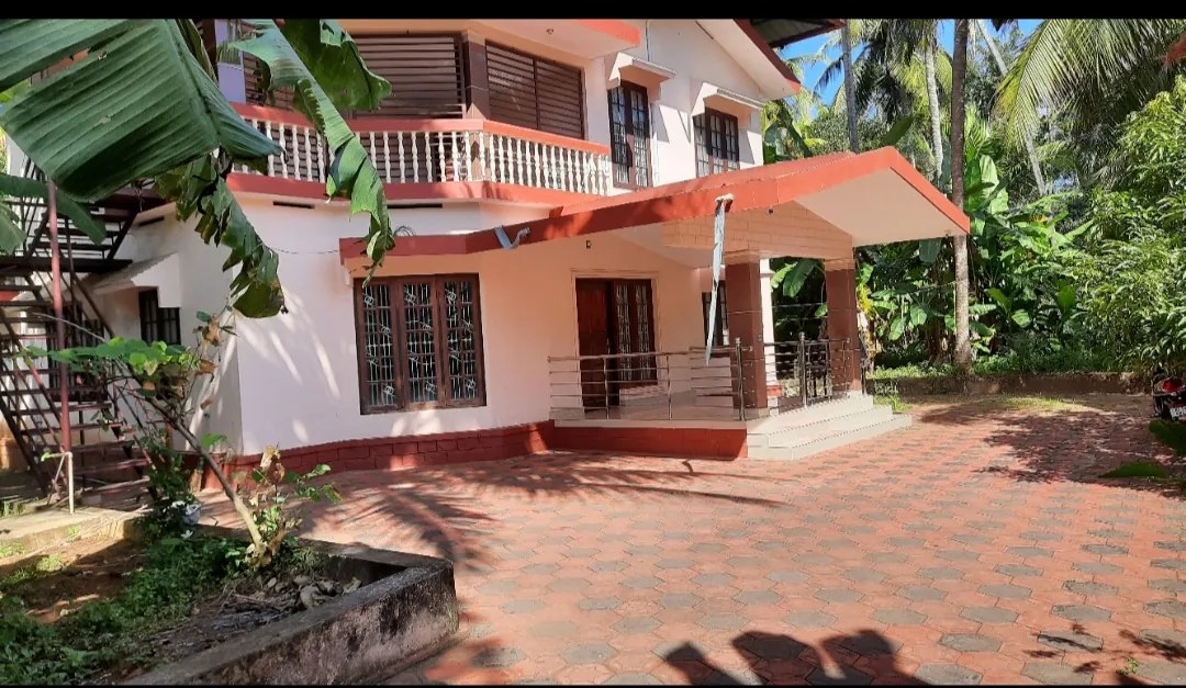 2 BHK House (First Floor) for rent in Pallikulam, Kannur in Pallikulam