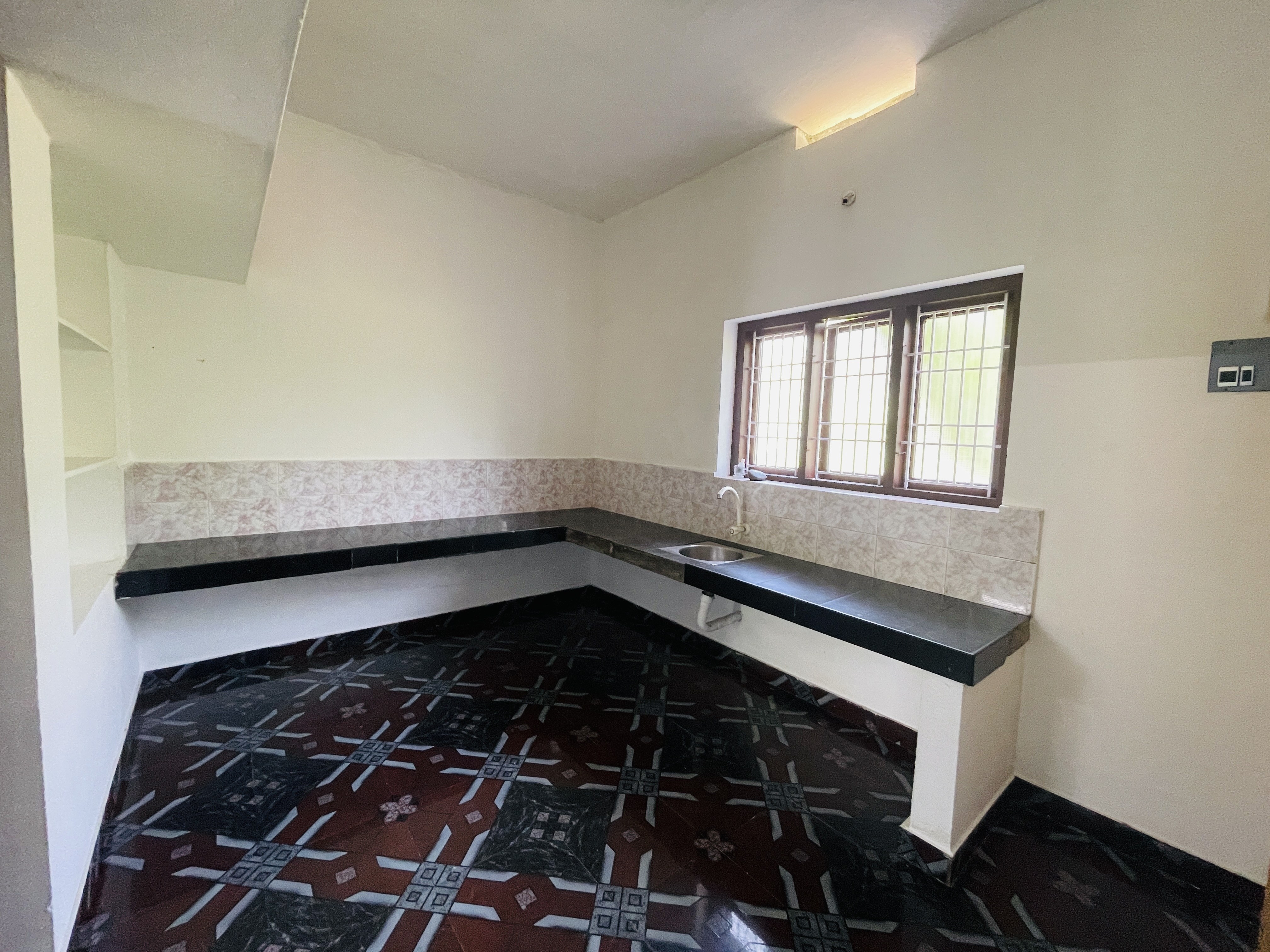 2 & 3 Bedroom Apartment for rent in Azhiyur, Mahe - Dar Al Dilna Apartment — photo 5
