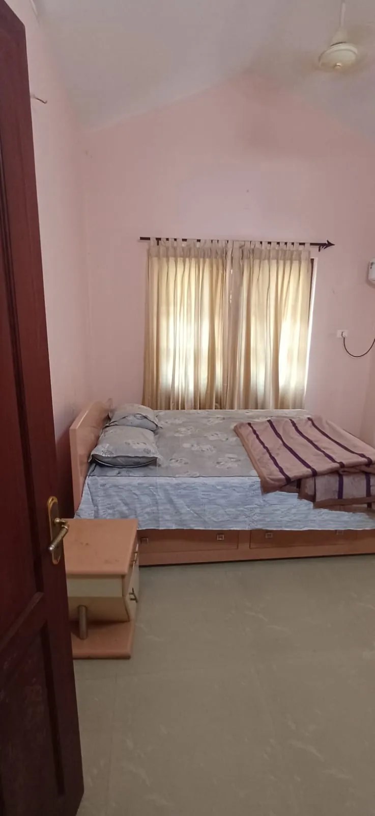 1 BHK First Floor House for Rent in Near Lulu Mall, Kozhikode in 1 BHK First Floor House for Rent in Near Lulu Mall
