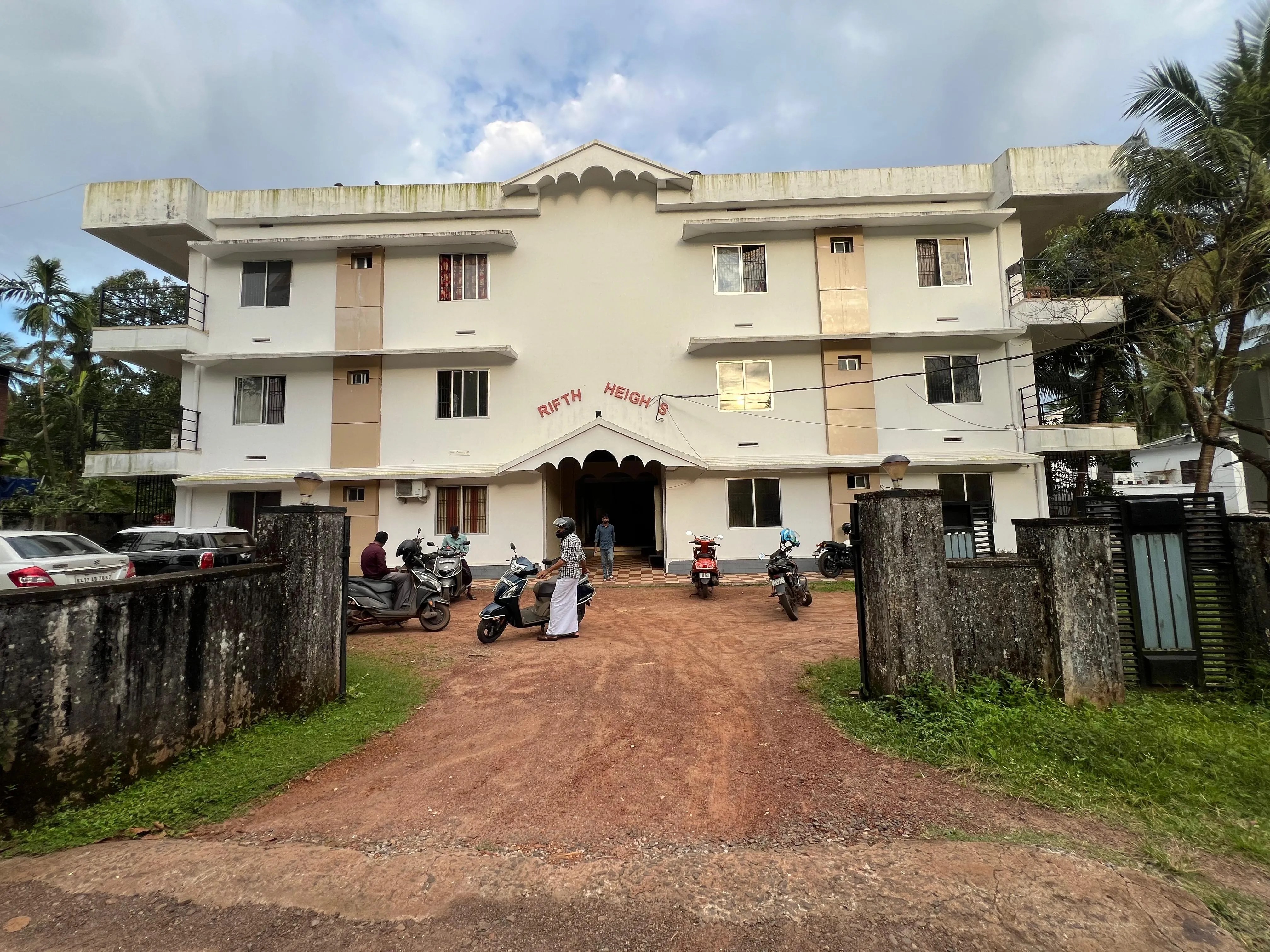2 BHK Apartment for Rent in Darmasala, Kannur in Darmashala