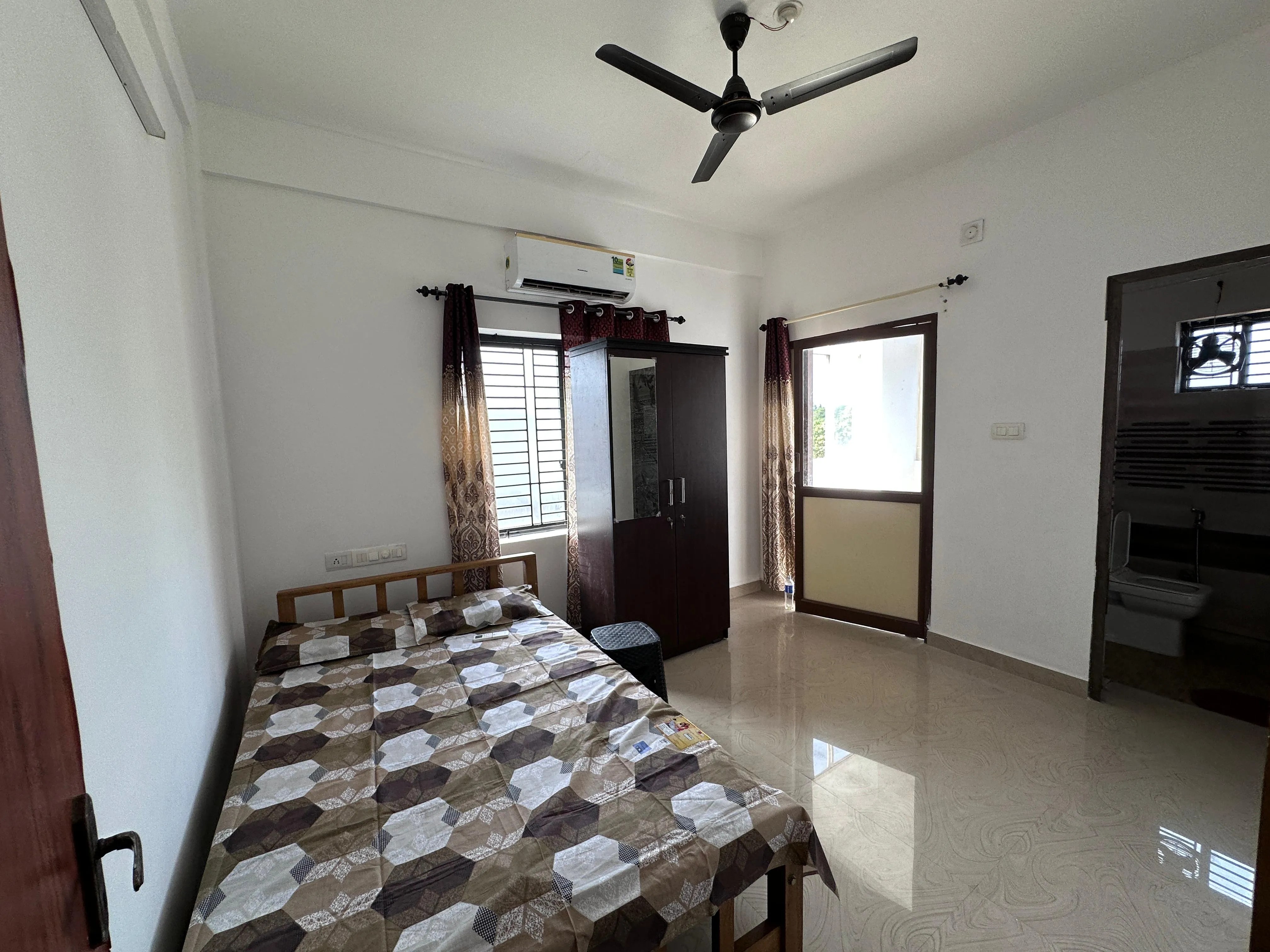 2BHK Apartment For Rent In Melechovva — photo 3