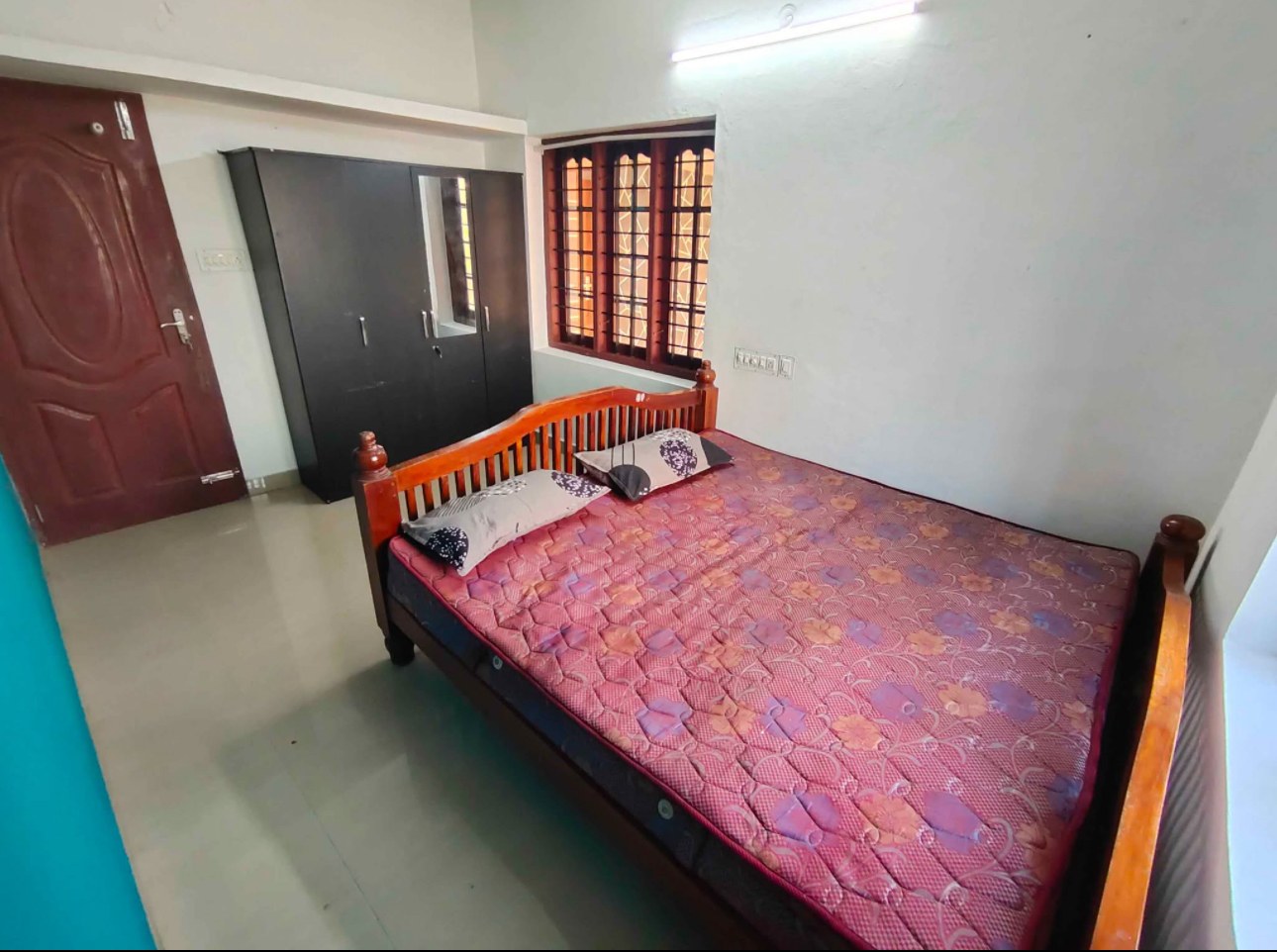 Fully-Furnished 4BHK Standalone House in Kuzhivelippady, Kochi — photo 10
