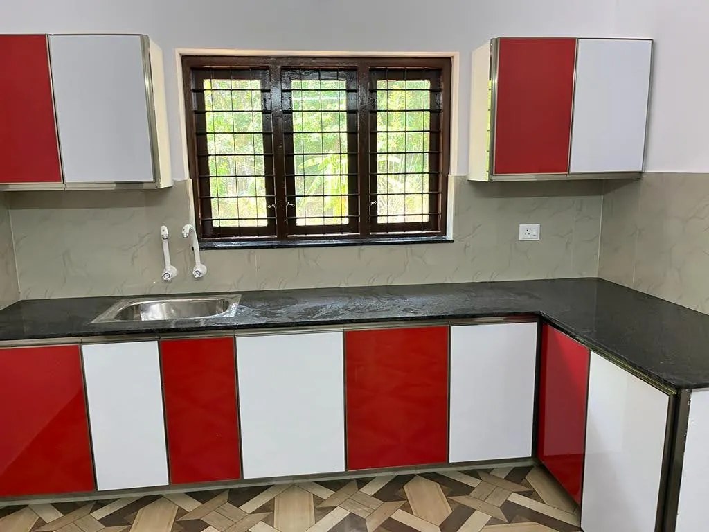 2 BHK First Floor House for Rent in Angamaly, Ernakulam — photo 2