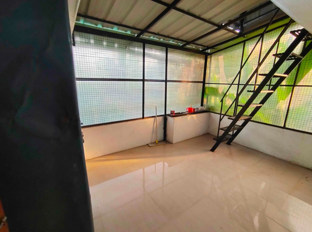 Fully-Furnished 4BHK Standalone House in Kuzhivelippady, Kochi — photo 9