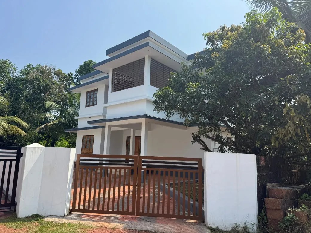 4BHK House For Rent In Vadakkanchery, Taliparamba - Kannur in Vadakkanchery